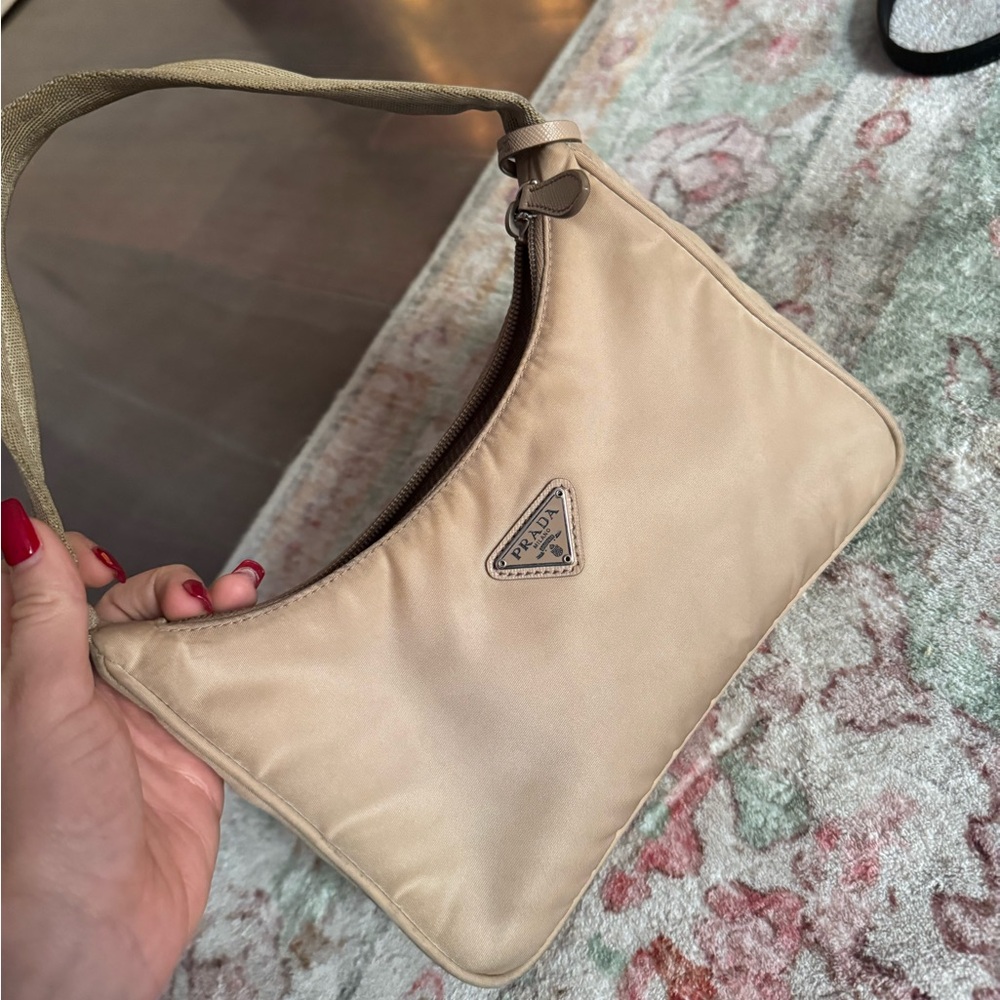 Prada nylon bag redition 2000